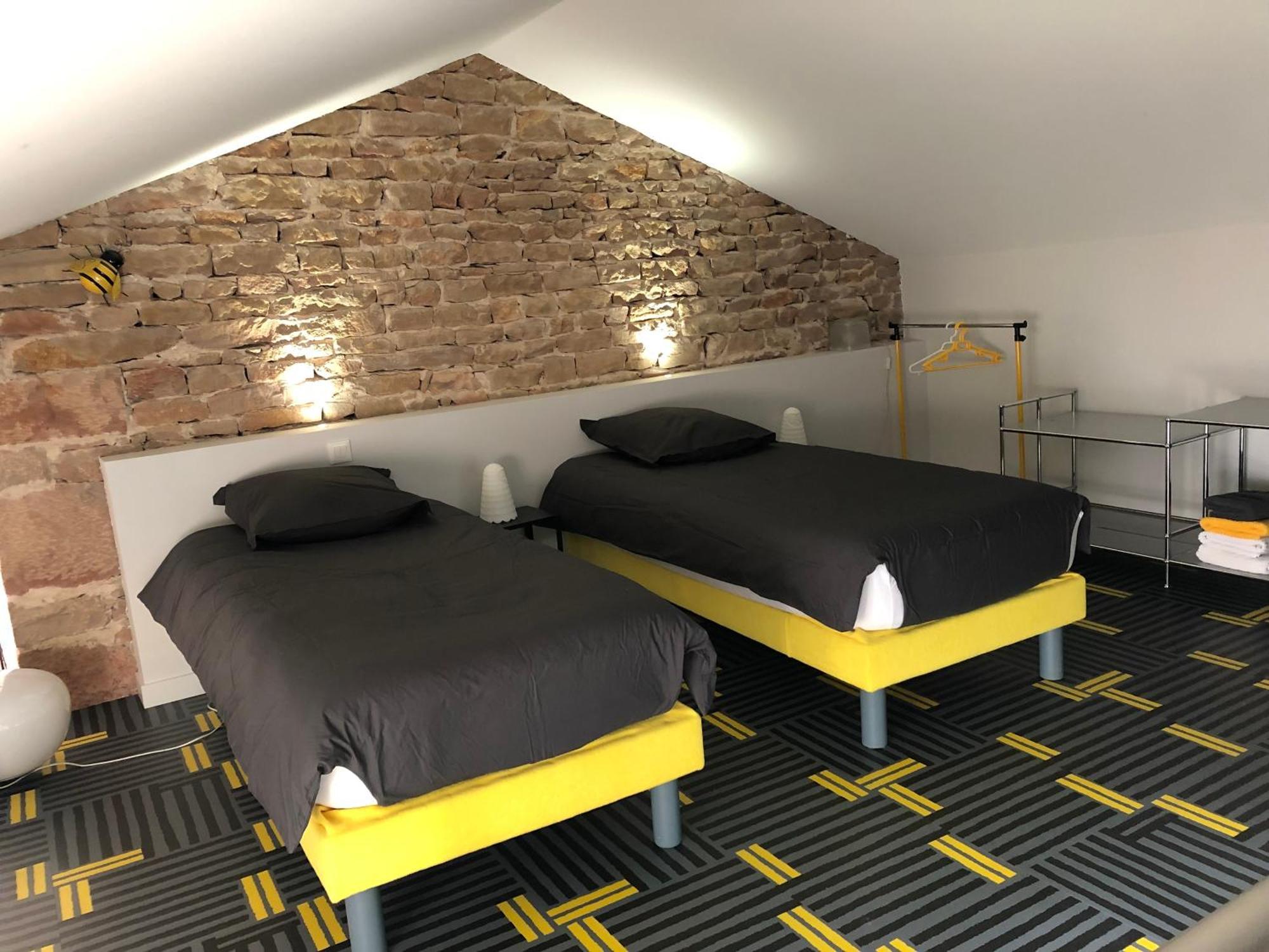 Appartement Contemporain Dans Une Authentique Demeure Viticole Charnay-les-Macon Экстерьер фото